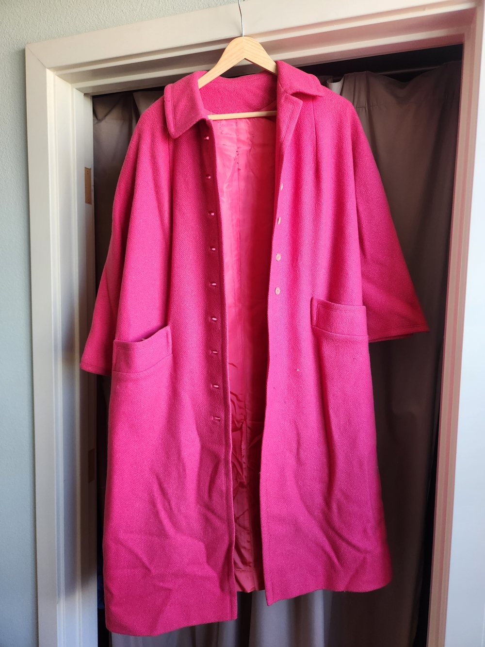 Vintage 60's Vibrant Hot Pink Wool Coat